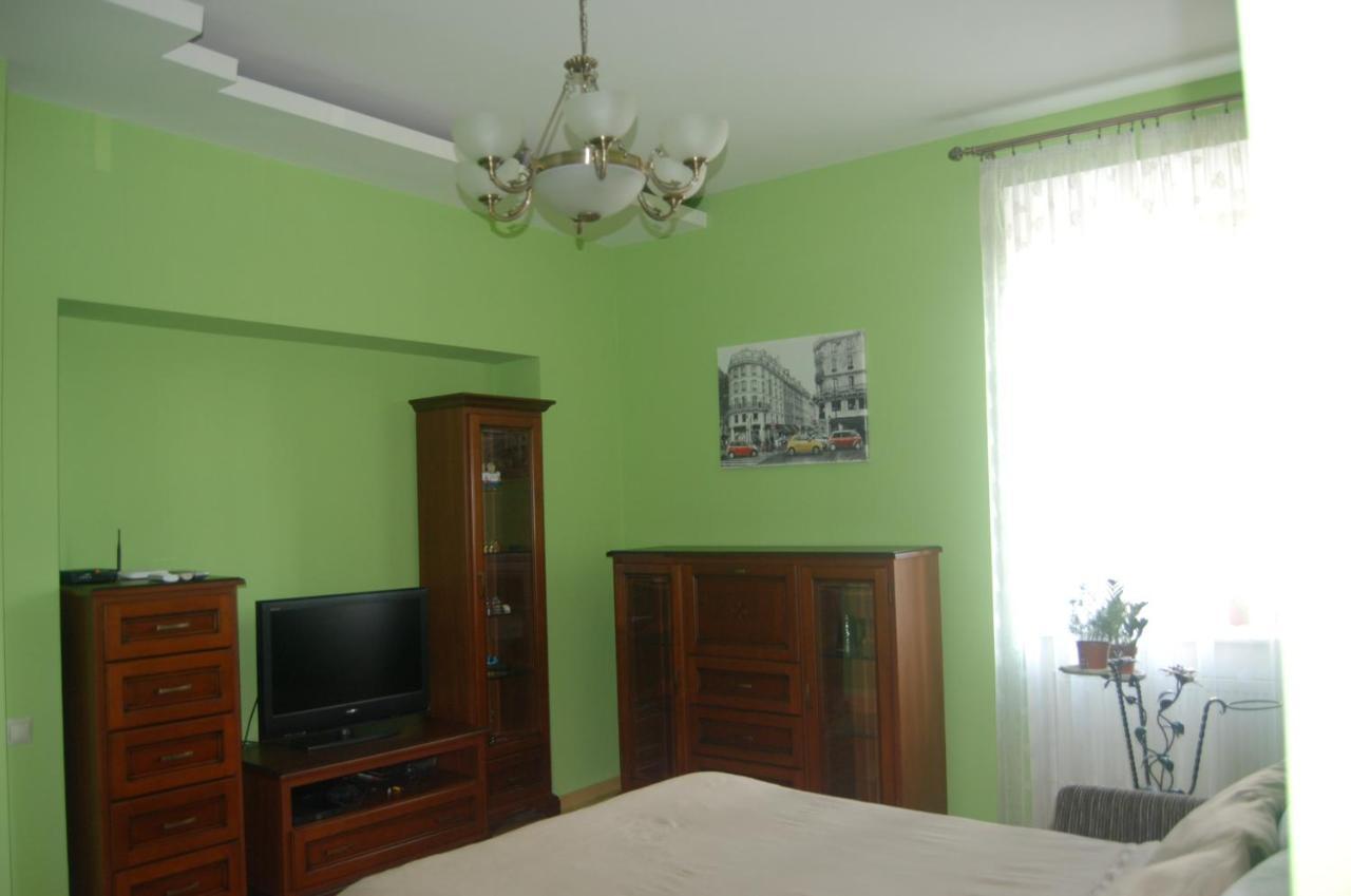 Na Katedralniy Lägenhet Lviv Exteriör bild